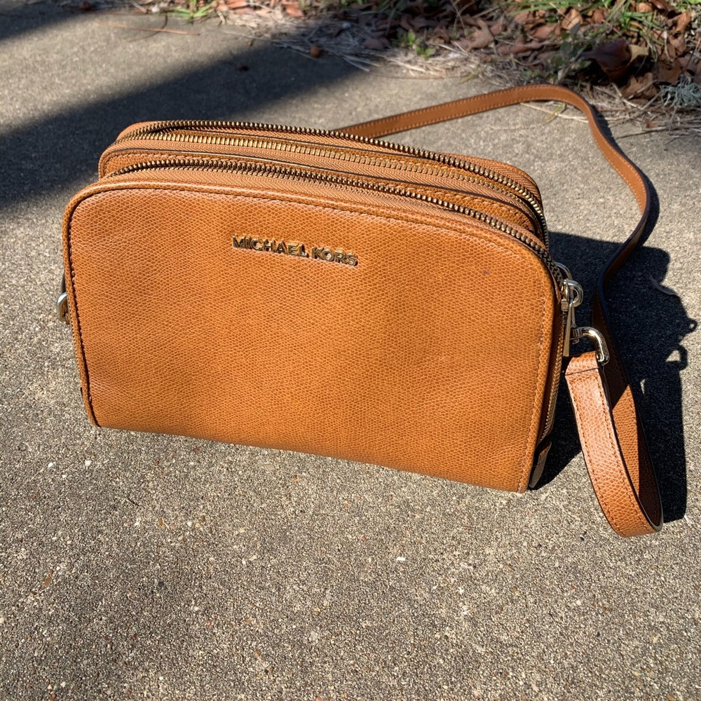 Michael kors purse